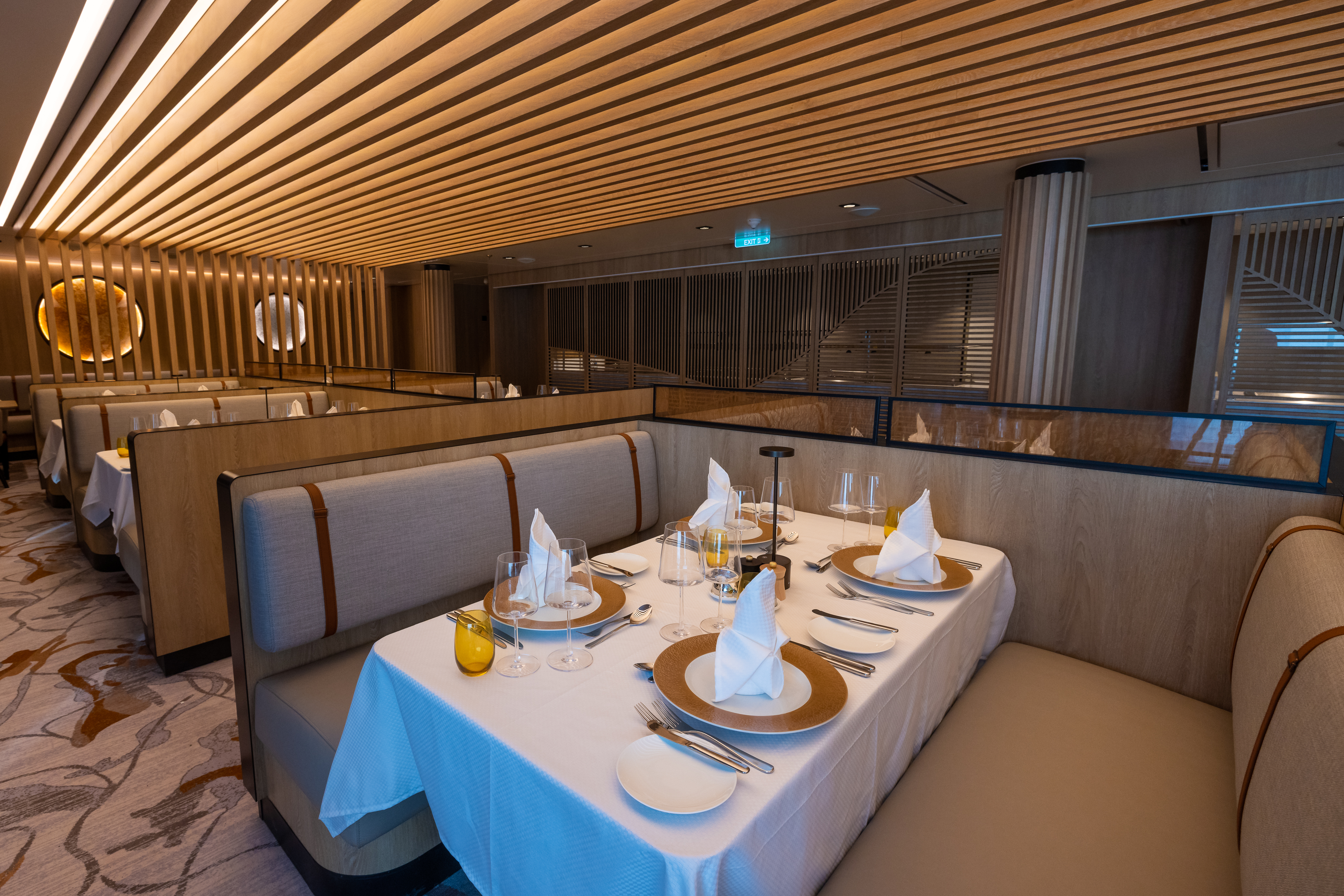 Swan Hellenic Sh Minerva Swan Restaurant 1